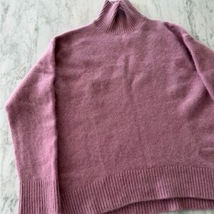 Babaton Dusty Rose Turtleneck Sweater 100% cashmere!!!